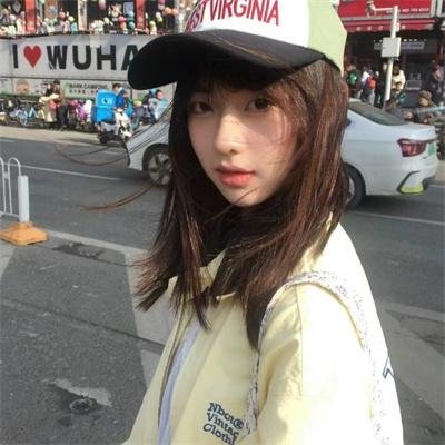 一个死气沉沉的夏天
